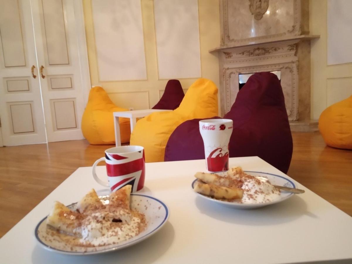 Pandeson Hostel Ντνιπροπετρόφσκ Εξωτερικό φωτογραφία
