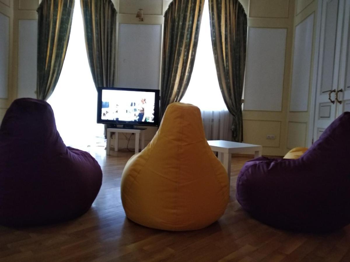 Pandeson Hostel Ντνιπροπετρόφσκ Εξωτερικό φωτογραφία