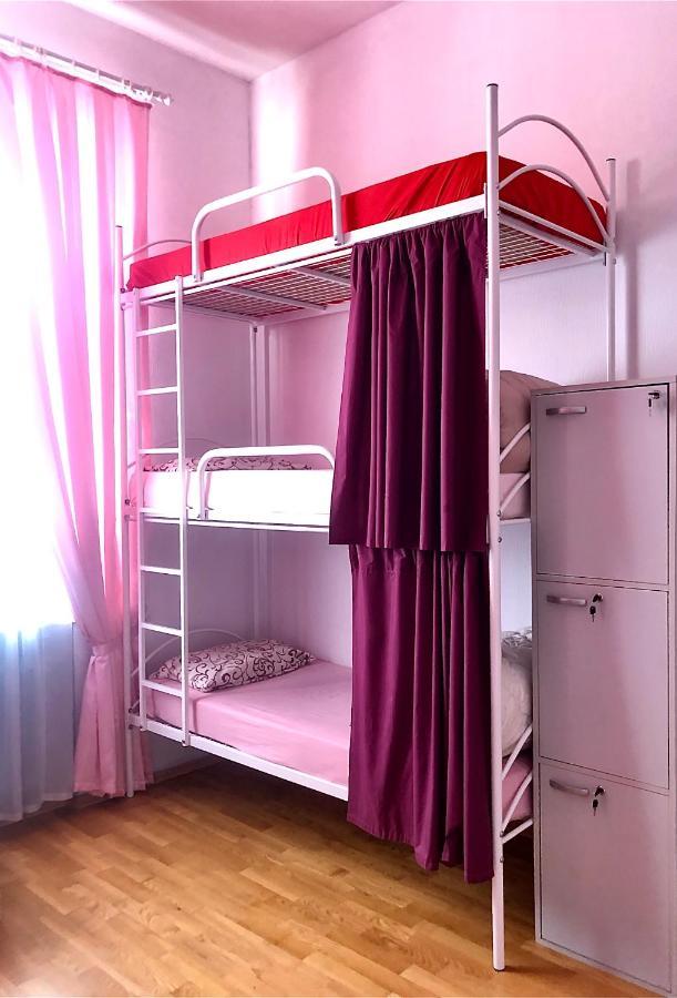 Pandeson Hostel Ντνιπροπετρόφσκ Εξωτερικό φωτογραφία